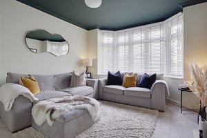 Lounge- click for photo gallery
